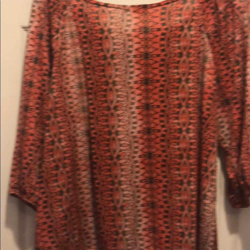 Top - Picture 2 of 4